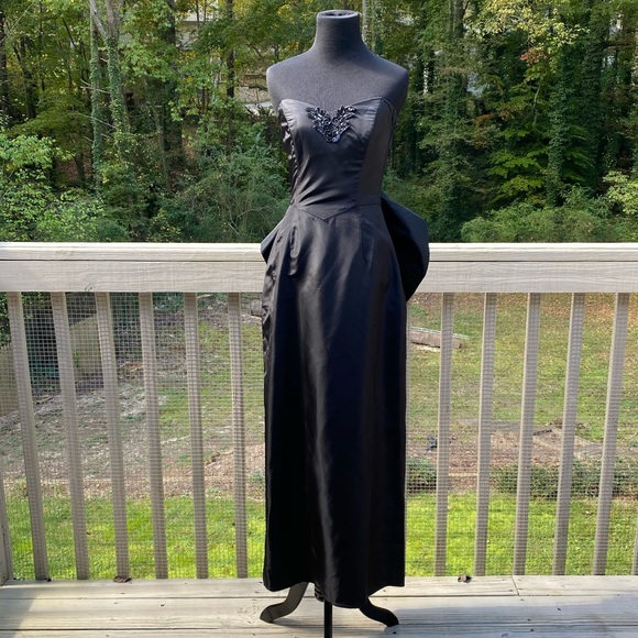 Vintage Dresses & Skirts - Vintage 80s does 50s Big Bow Gunne Sax Gown Dress